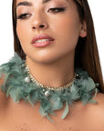 Collana girocollo in metallo con pietre in vetro e piume verde petrolio - Mya Accessories