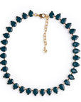 Collana girocollo in metallo con pietre a goccia in resina verde petrolio - Mya Accessories