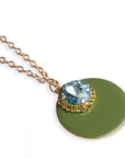 Collana lunga in acciaio con doppio pendente smaltato ed in vetro verde - Mya Accessories