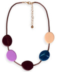 Collana girocollo con laccio bronzato con inserti circolari in acrilico multicolore