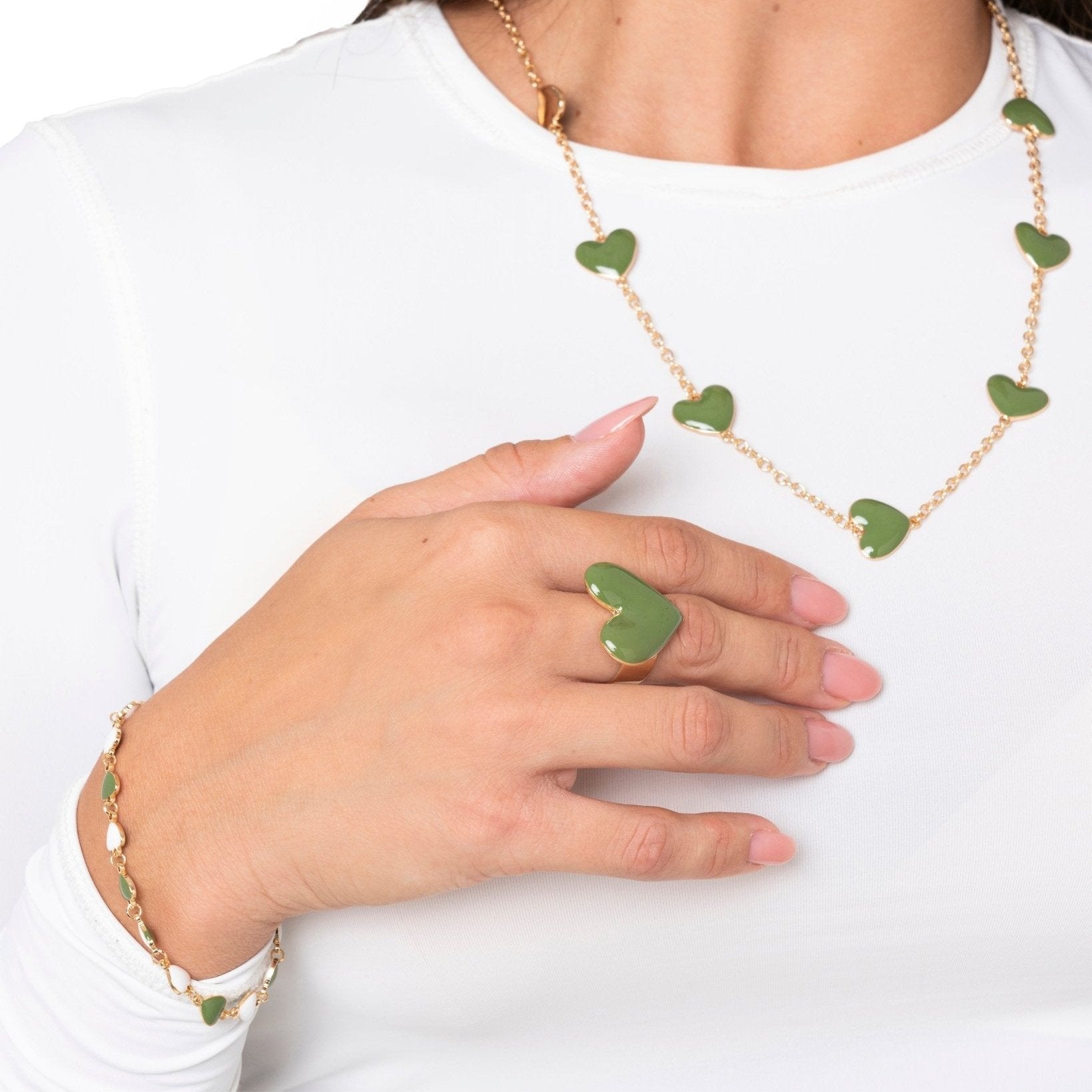 Anello regolabile in metallo con cuore smaltato verde - Mya Accessories