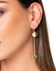 Orecchini a catena in metallo pendenti con cuori smaltati verdi - Mya Accessories