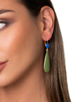 Orecchini pendenti a forma di goccia smaltati verdi e blu - Mya Accessories