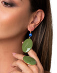 Orecchini pendenti ovali smaltati blu e verdi - Mya Accessories
