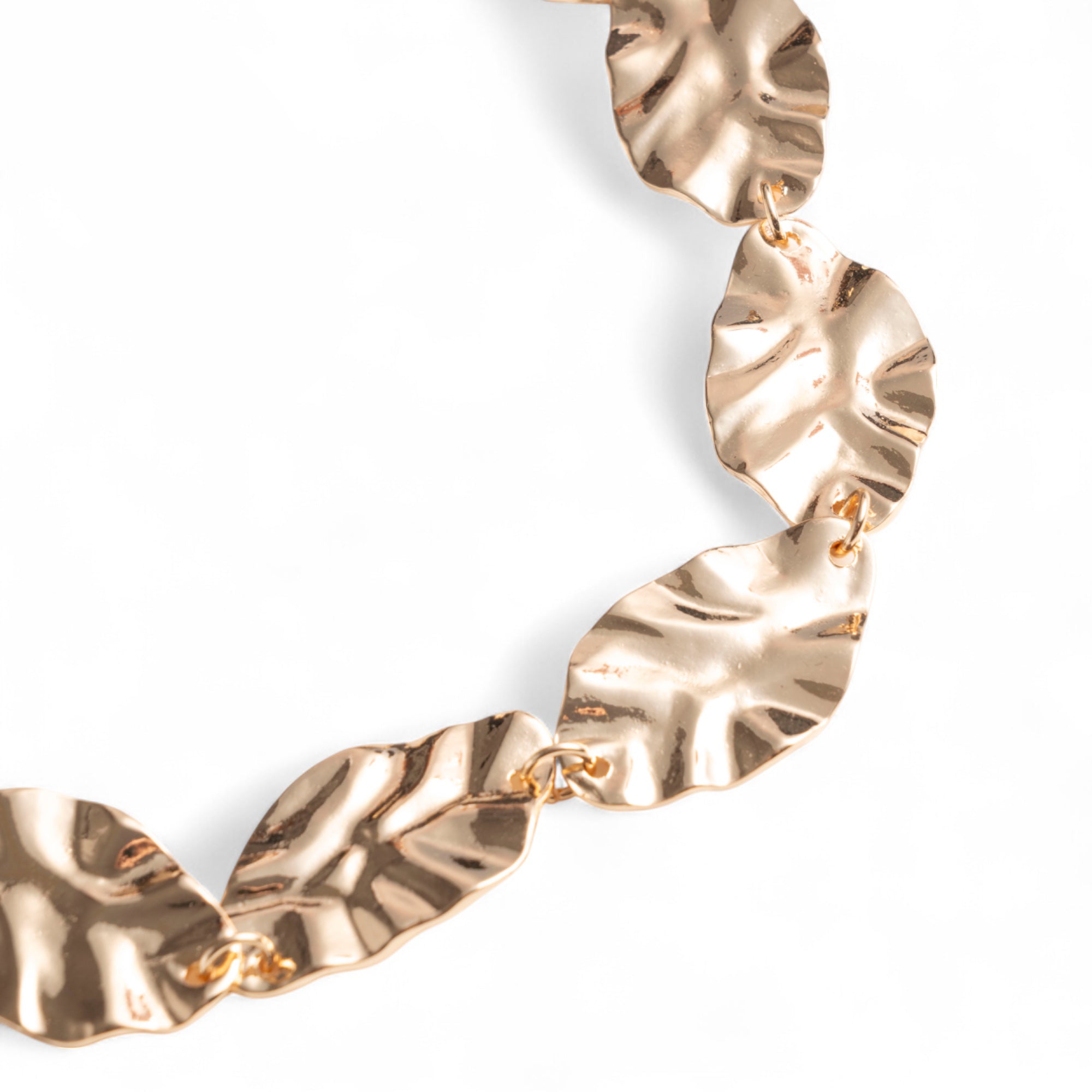 Collana girocollo con foglie in metallo martellato - Mya Accessories