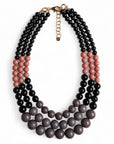 Collana a tre fili con sfere in acrilico grigie, rosa e nere - Mya Accessories