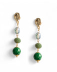 Orecchini pendenti con tre pietre semidure in vetro tono verde - Mya Accessories