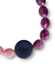 Collana girocollo in acrilico con pietre marrone e viola - Mya Accessories