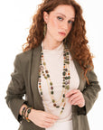 Collana lunga multi filo a catena con mix di pietre in acrilico tono nero e giallo - Mya Accessories