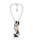 Collana girocollo a catena con cravattino in tessuto bianco e nero - Mya Accessories