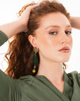 Orecchini pendenti con pietre in acrilico verde - Mya Accessories