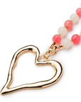 Collana lunga con pietre dure multi rosa e pendente in metallo a forma di cuore - Mya Accessories