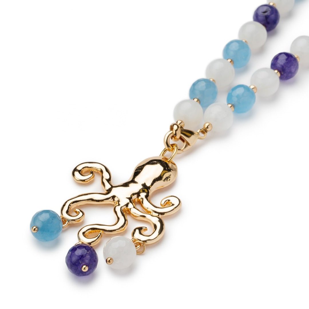 Collana lunga con pietre dure multi blu, con pendente a forma di polipo in metallo - Mya Accessories