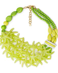 Collana girocollo con pietre in acrilico sui toni del verde con stelle marine - Mya Accessories