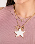 Collana girocollo doppia linea a catena con pendente a stella marina smaltata bianca - Mya Accessories
