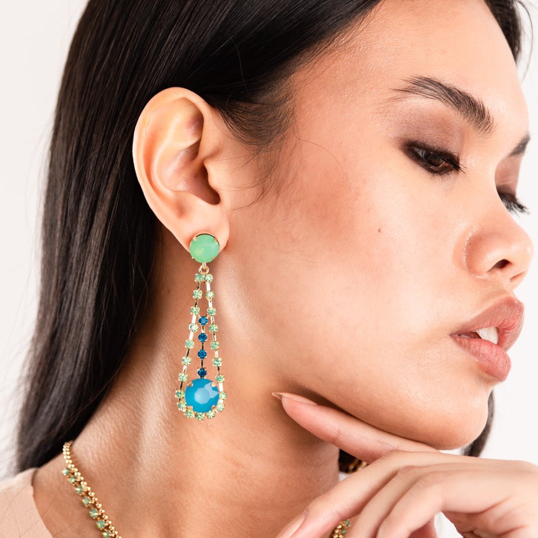 Orecchini pendenti alla moda con cristalli color verde smeraldo placcati neri, orecchini pendenti a goccia verde, orecchini verde scuro e neri - Italia Orecchini pendenti alla moda con cristalli color verde smeraldo placcati neri, orecchini pendenti a goccia verde, orecchini verde scuro e neri - Italia