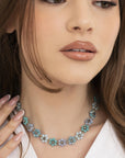 Collana girocollo con fiorellini in micro cristalli azzurri - Mya Accessories