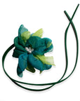 Collana con laccio in cuoio e fiore in tessuto verde petrolio e lime - Mya Accessories