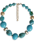 Collana girocollo con pietre irregolari in acrilico azzurro - Mya Accessories