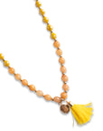 Collana lunga con pietre in acrilico e vetro, pendente a ciuffo giallo - Mya Accessories