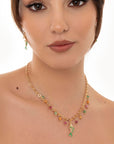 Collana girocollo con multi charms e pendente a pesciolino smaltato verde - Mya Accessories