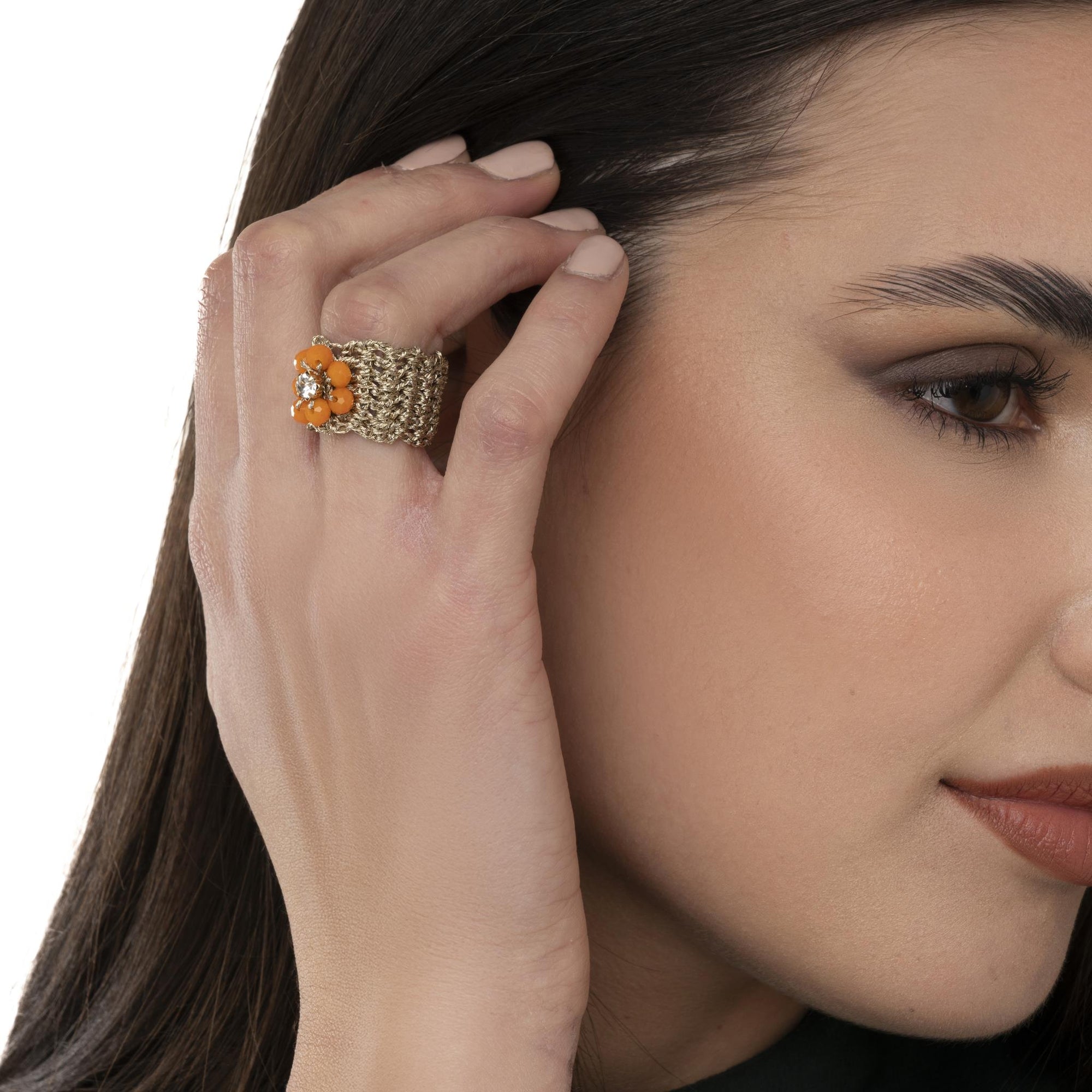 Anello in macramè con fiore in micro cristalli arancio - Mya Accessories