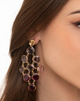Orecchini pendenti con pietre circolari in vetro tono rosa - Mya Accessories
