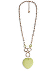 Collana lunga a catena con pendente a cuore in acrilico tono verde - Mya Accessories