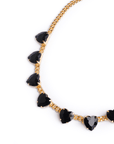 Collana girocollo a catena con pietre a forma di cuore in vetro nero - Mya Accessories