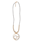 Collana lunga con laccio in cuoio con pendente a forma circolare - Mya Accessories