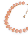 Collana girocollo con pietre ovali in resina pesca - Mya Accessories