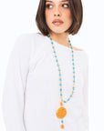 Collana lunga con pietre in acrilico e vetro, pendente mandala arancio - Mya Accessories
