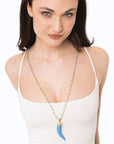 Collana lunga a catena con pendente corno in resina e vetro celeste - Mya Accessories