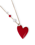 Collana lunga con pietre dure e pendente a cuore smaltato rosso - Mya Accessories