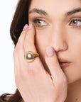 Anello in metallo lucido con leggera bombatura - Mya Accessories