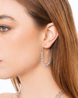 Orecchini a filo pendenti con pietre in vetro celeste - Mya Accessories