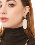 Orecchini pendenti con pietra ovale in acrilico gialla - Mya Accessories