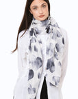 Sciarpa in cotone bianca con stampa a cuori nera - Mya Accessories