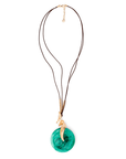 Collana lunga con laccio nero, pendente circolare in resina verde - Mya Accessories