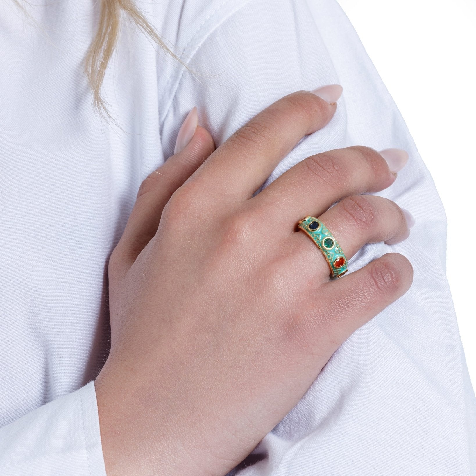 Anello in ottone regolabile smaltato verde acqua con zirconi multicolore - Mya Accessories