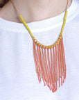 Collana girocollo con microcristalli gialli e frange a catena in ottone arancio - Mya Accessories