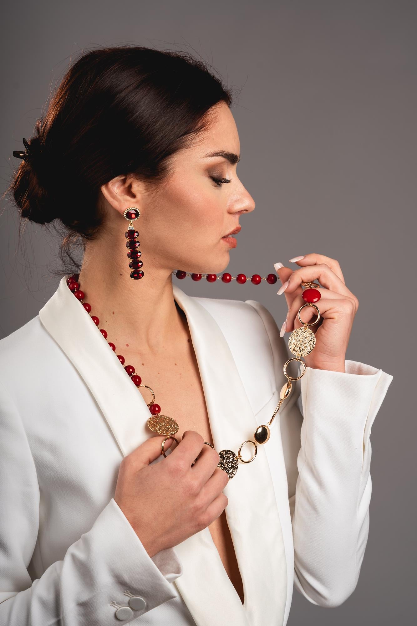 Collana con perle in acrilico rosse - Mya Accessories