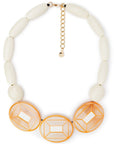 Collana girocollo in acrilico con elementi geometrici bianchi e rosa - Mya Accessories