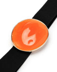 Cintura elastica nera, con medaglione in resina arancio - Mya Accessories