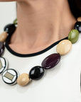 collana-girocollo-acrilico-beige-verde-viola-3-Mya Accessories