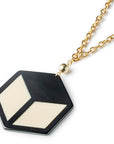 Collana lunga con pendente esagonale bianco e nero - Mya Accessories