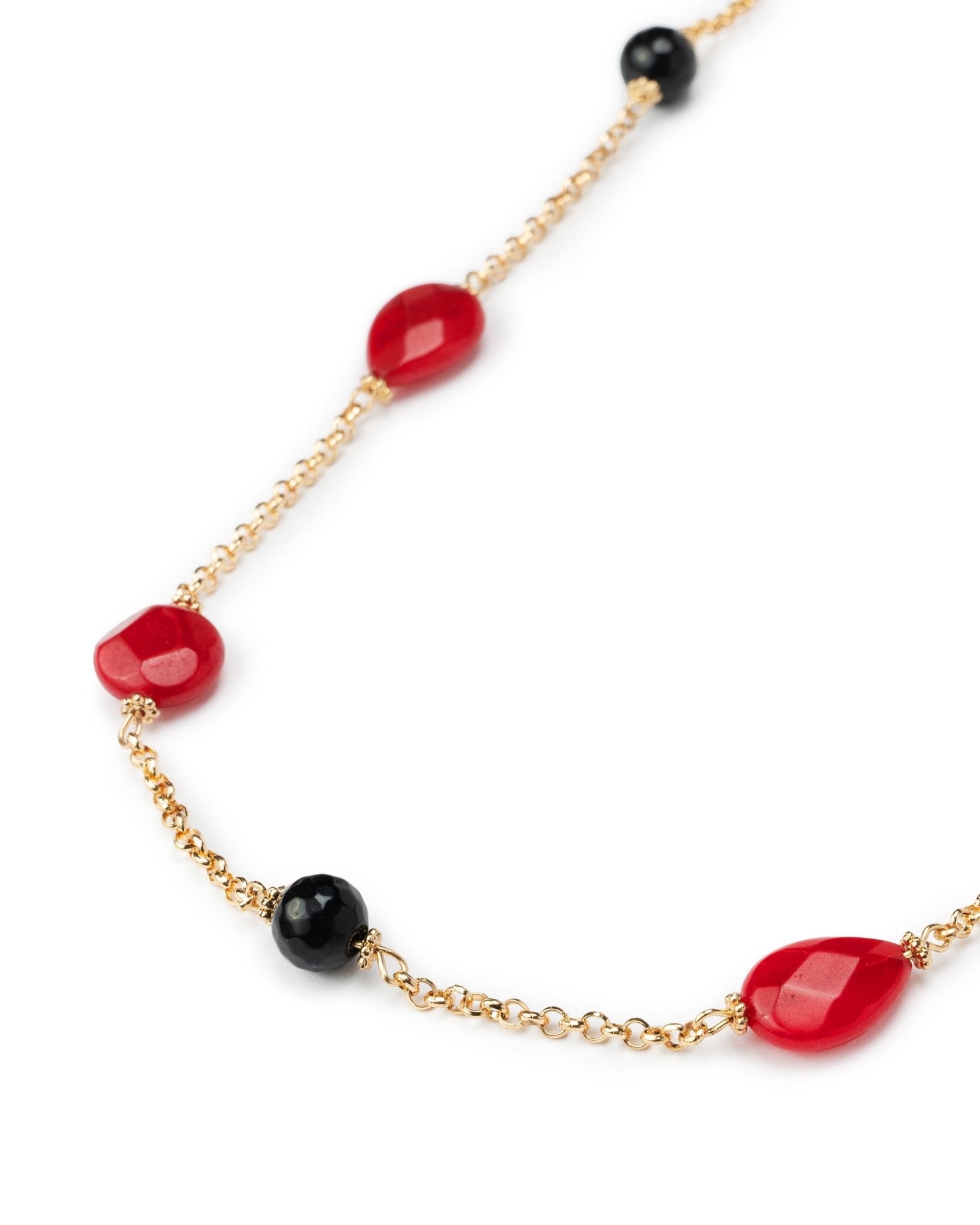 Collana lunga rossa con pietre dure