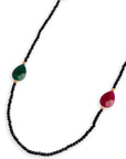 Collana lunga con microcristalli nero e pietre multicolore - Mya Accessories