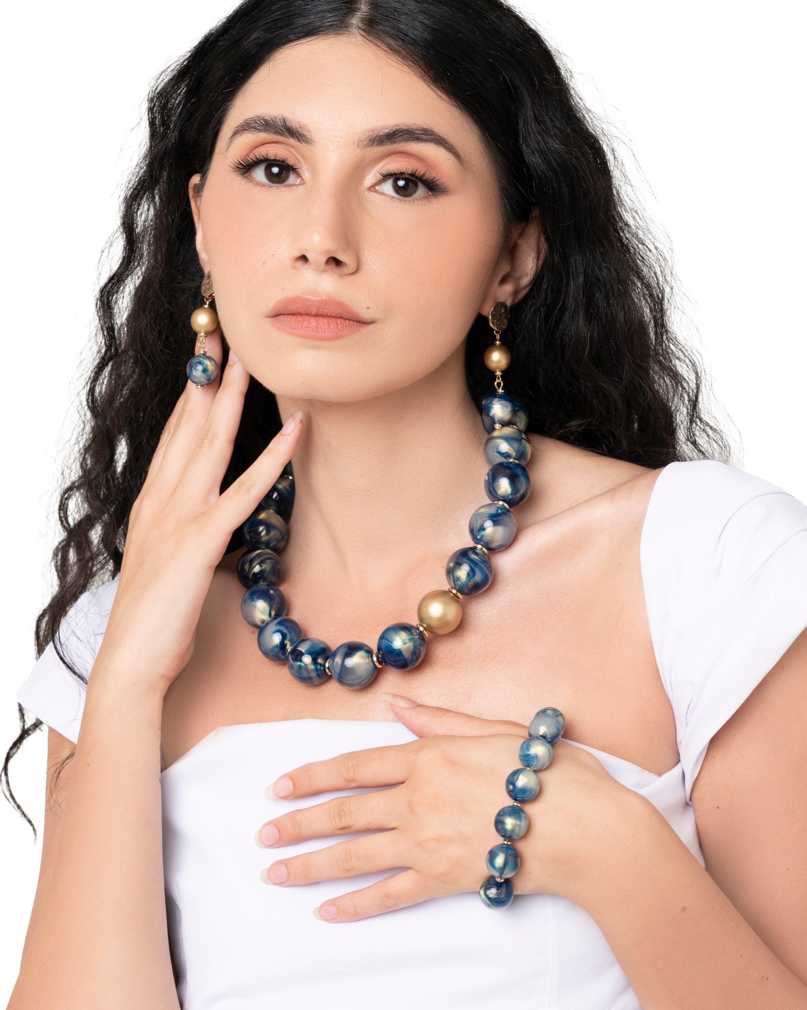 Collana girocollo con sfere dalle nuances blu - Mya Accessories