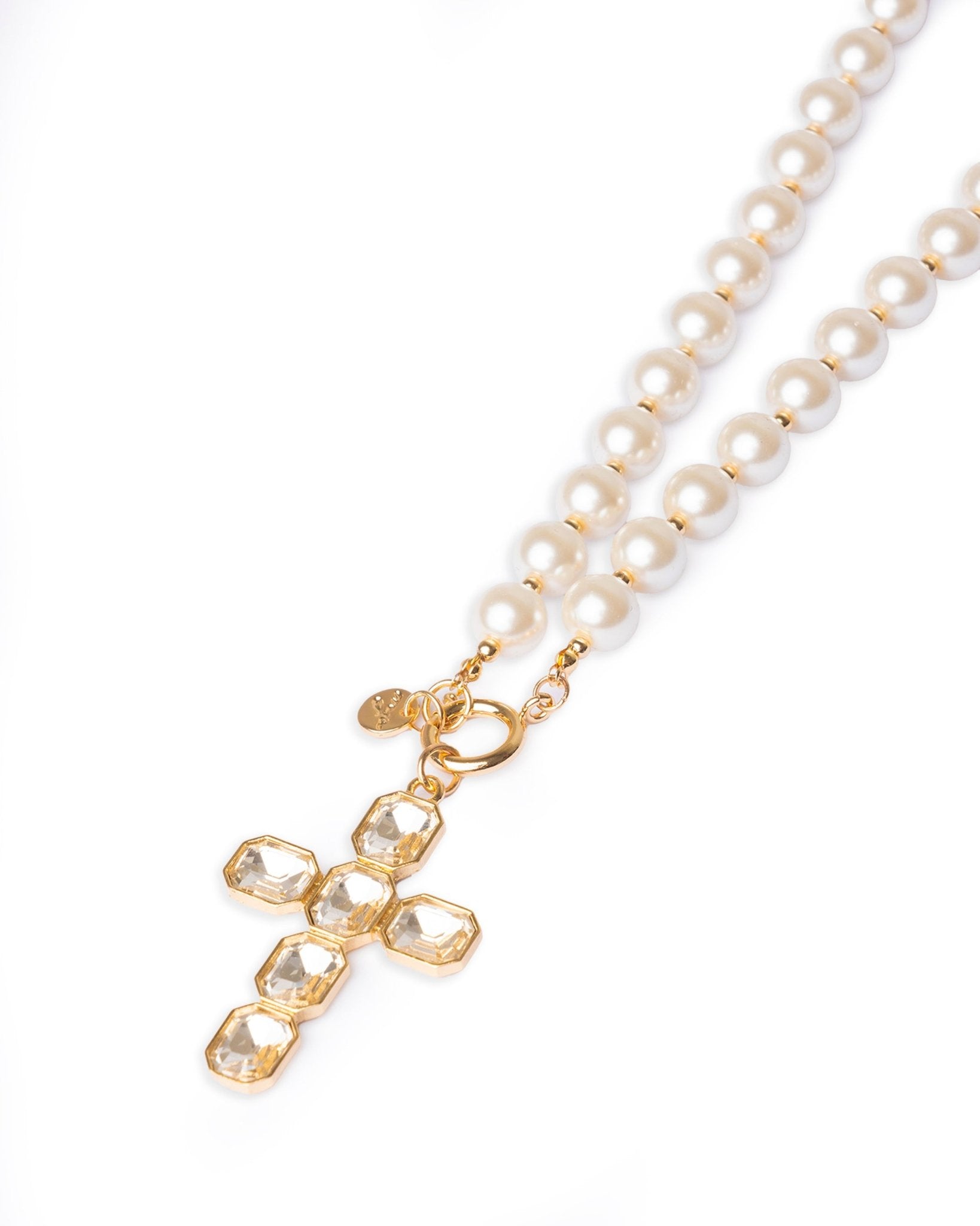 Collana lunga con perle in vetro e pendente a forma di croce - Mya Accessories